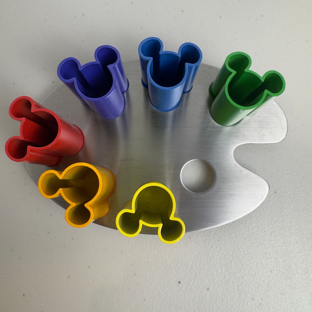 Disney Ink & Paint Mickey Mouse Toothbrush Holder Artist Palette Rainbow 7pc Set